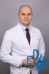 Заведующий центром колопроктологии и эндоскопии, врач-колопроктолог Ульянов Александр Анатольевич