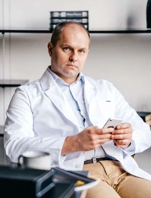 Ульянов А.А. вошел в ТОП-10 лучших проктологов г. Москвы по версии «Комсомольской правды»