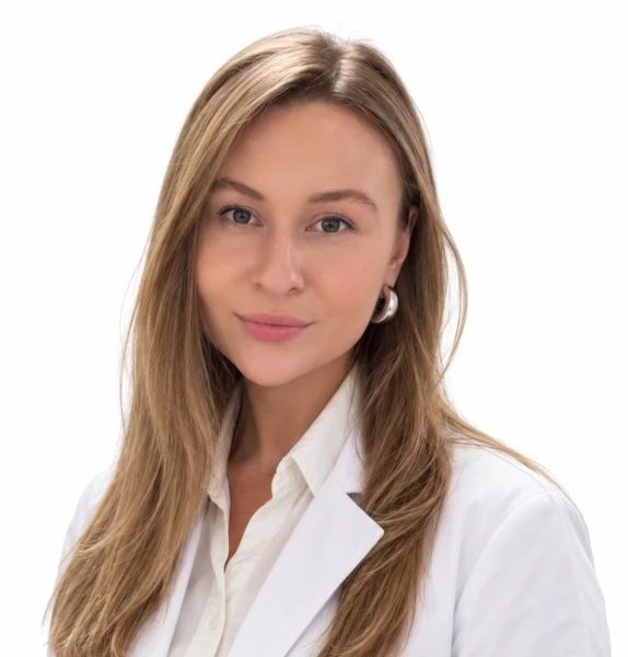 Краснова Екатерина Олеговна: Врач офтальмолог, Врач лазерный хирург офтальмолог