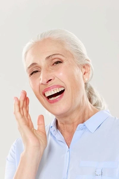 Протез на один зуб